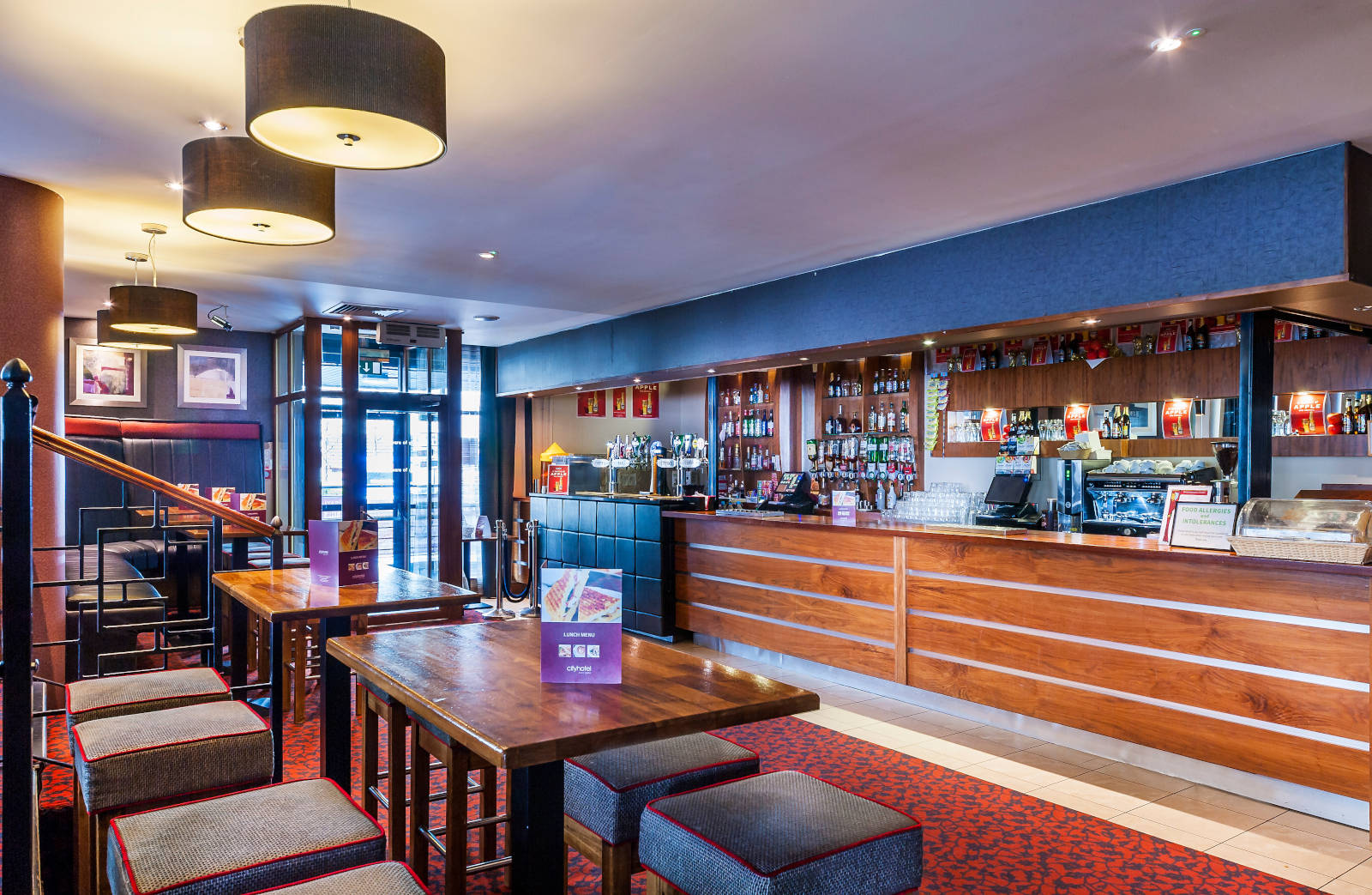 Photo of the night sky and aurora borealis behind Grianan fort, County Donegal